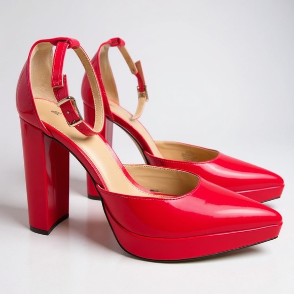 Express Vibrant Red Patent Platform Heels SZ 8 - Picture 1 of 3